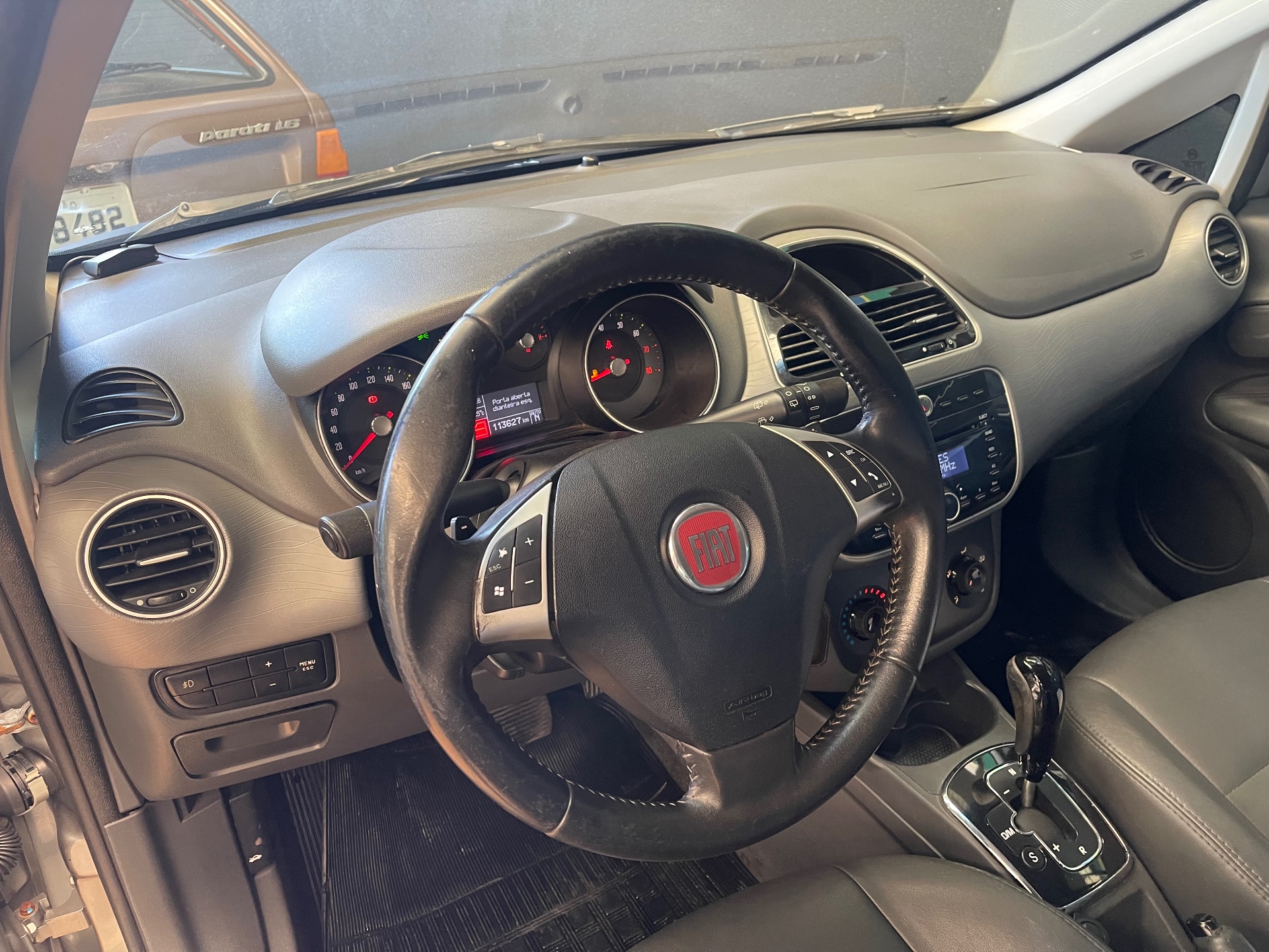 Foto 8 de Fiat Punto ESSEN. 1.6 DL 2013