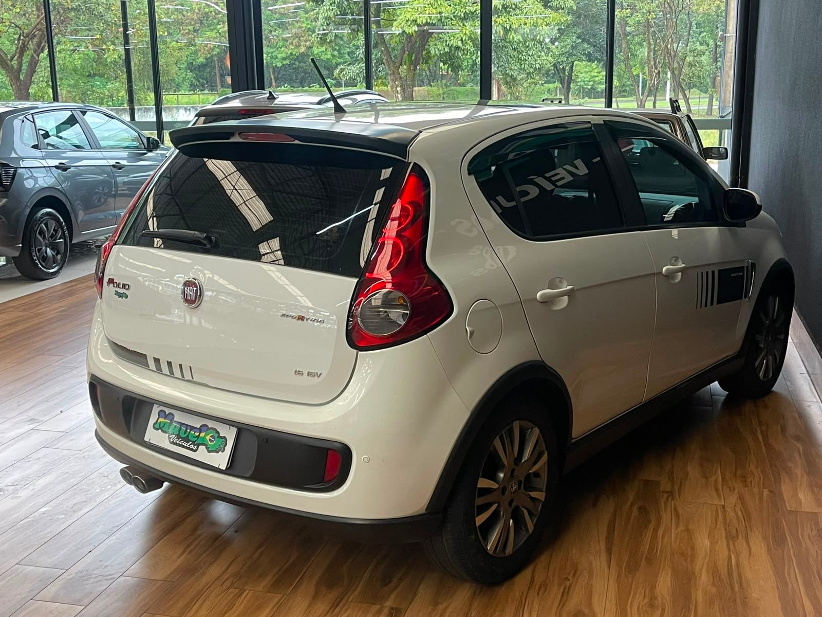 Foto 13 de Fiat Palio SPORTING 1.6 2015