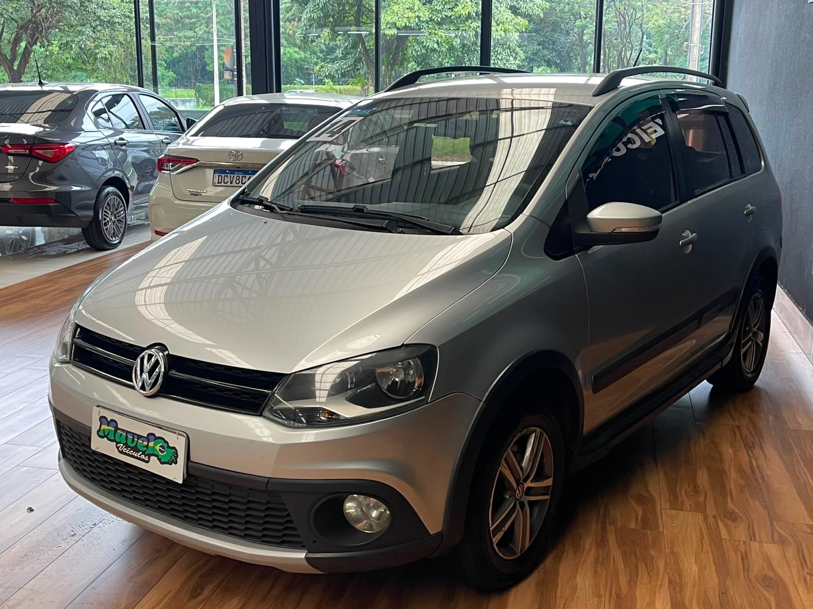 Foto 3 de Volkswagen Space Cross I/VW GII 2014