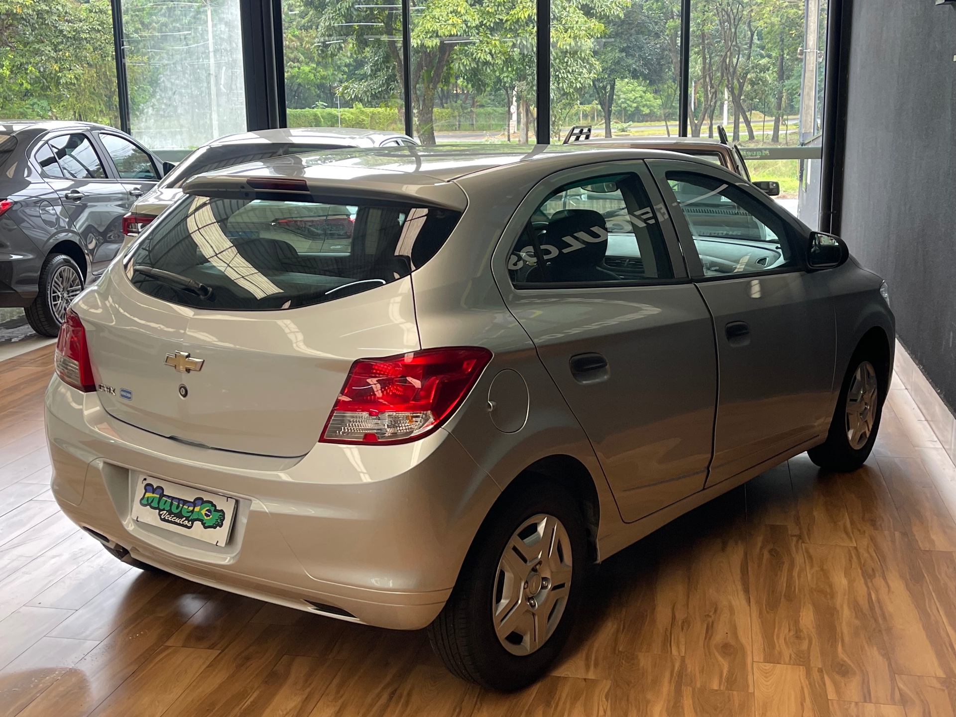 Foto 13 de Chevrolet Onix 10MT JOYE 2018