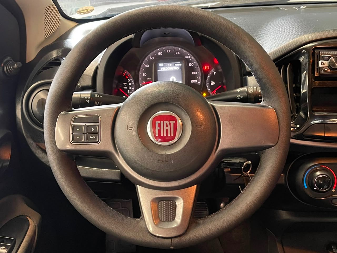 Foto 5 de Fiat Uno WAY 1.3 E 2018