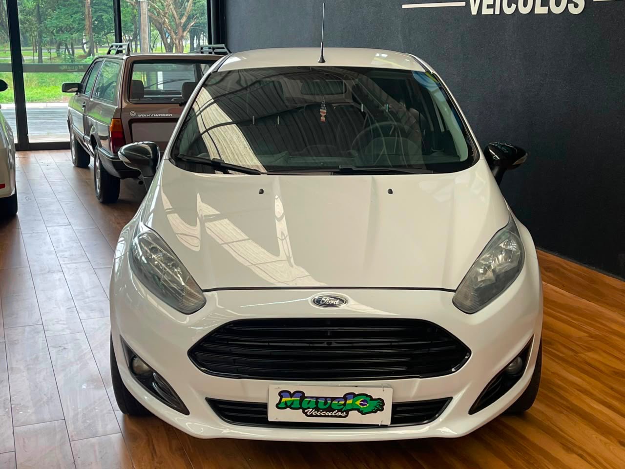 Foto 2 de Ford Fiesta 16SEL 2017