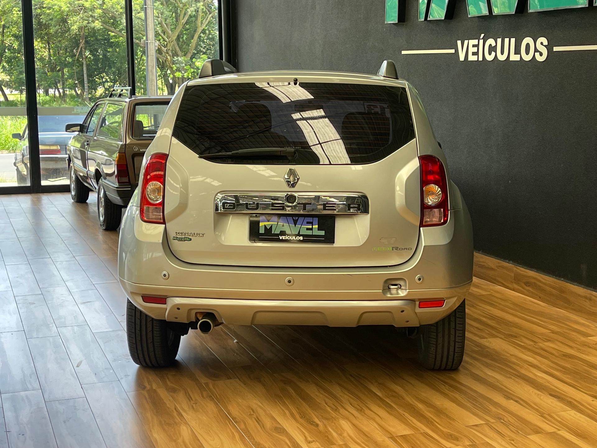 Foto 12 de Renault Duster 20 D 4X2A 2013