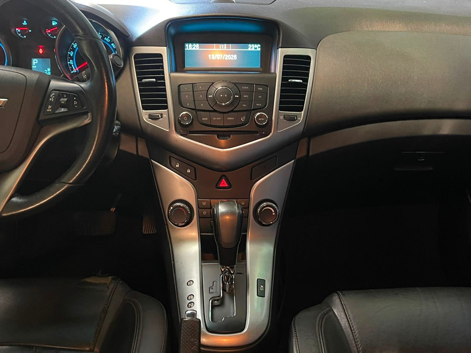 Foto 6 de Chevrolet Cruze LT NB 2012