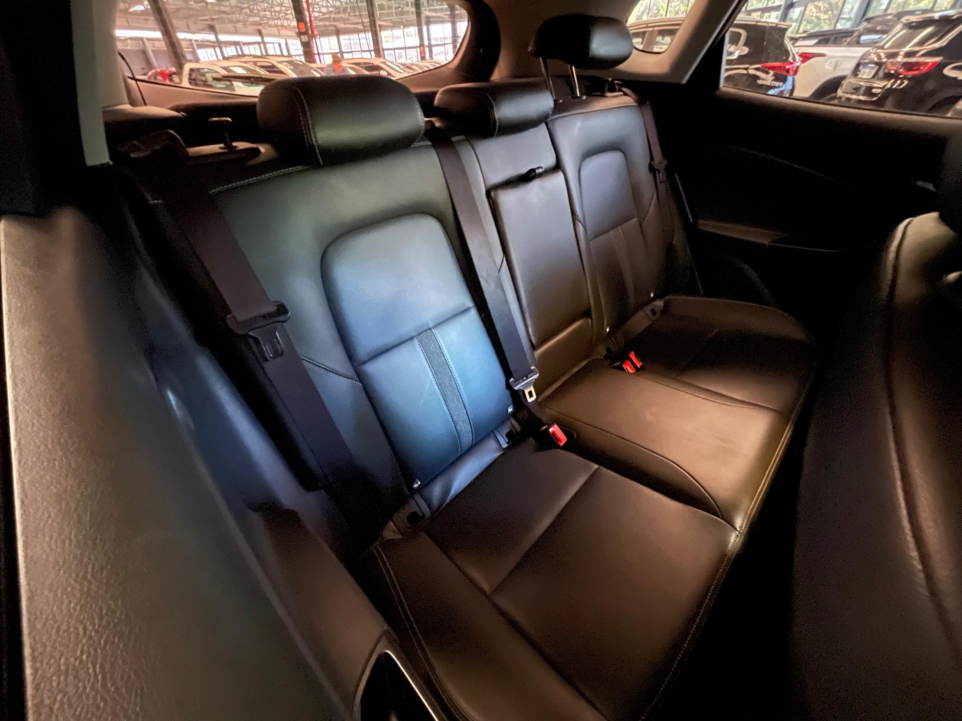 Foto 10 de Chevrolet Tracker 1.2T PREMIER 2023
