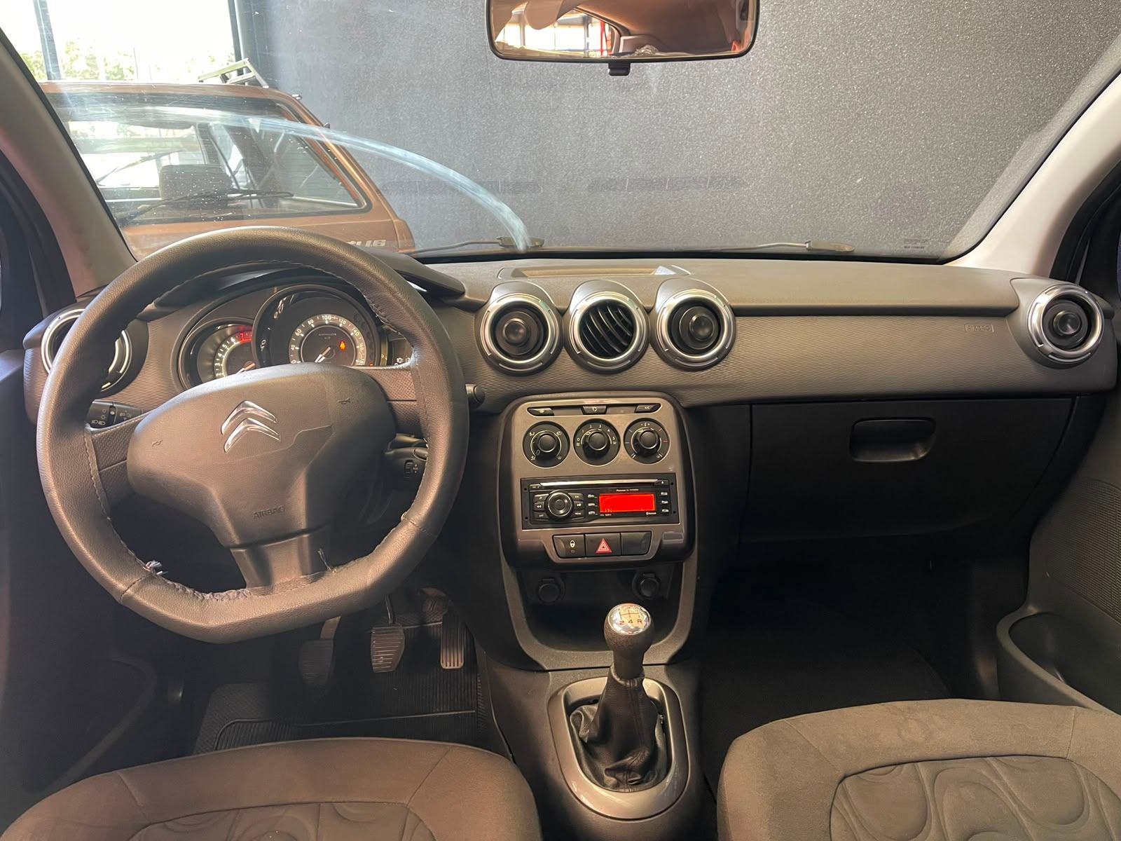 Foto 4 de Citroën C3 Mec. 1.5 TENDANCE 2013