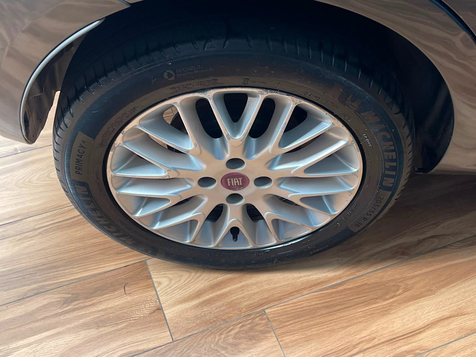 Foto 14 de Fiat Punto ESSENCE 1.6 2013