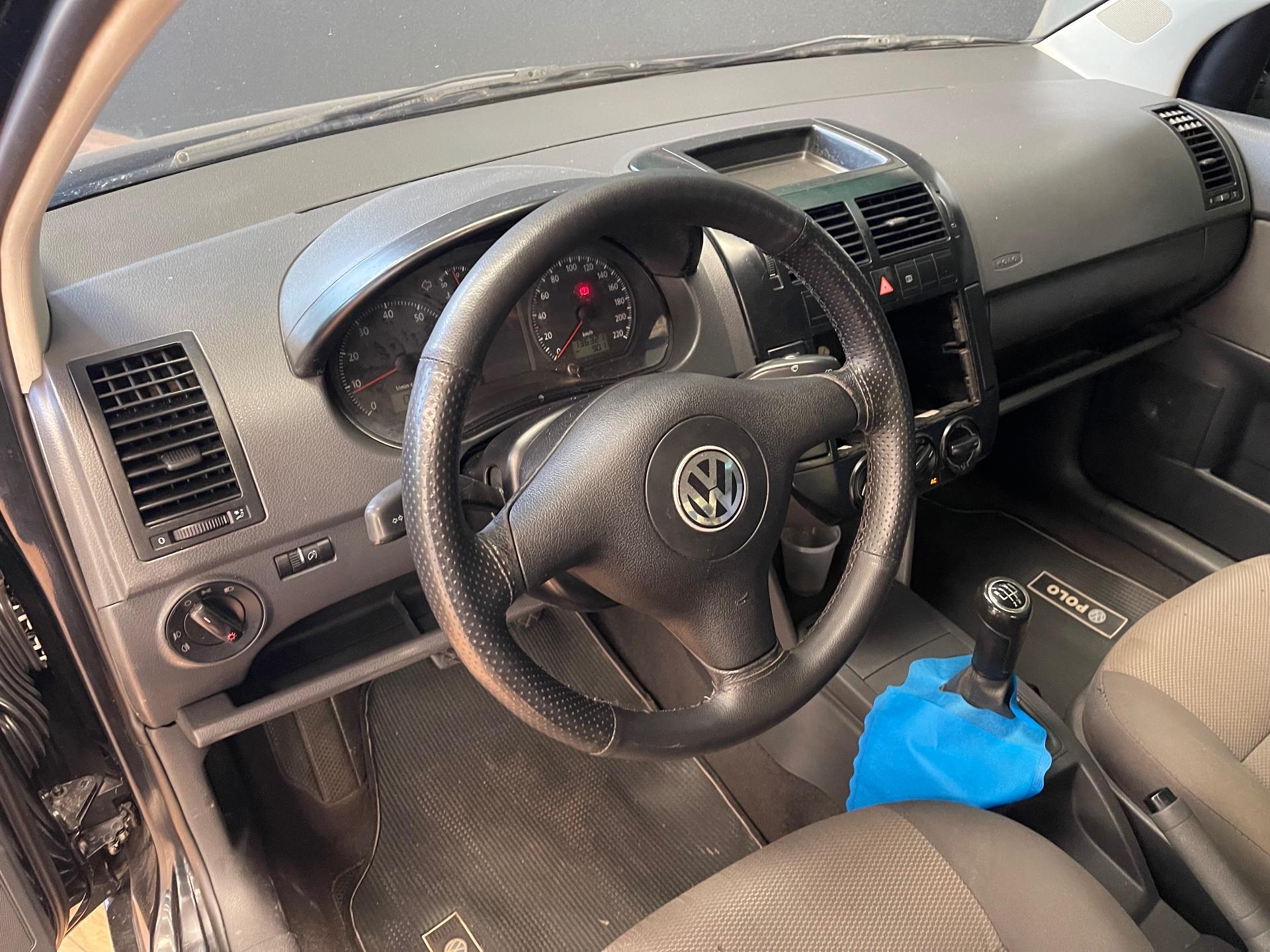 Foto 8 de Volkswagen Polo Sedan W/ 1.6 2008