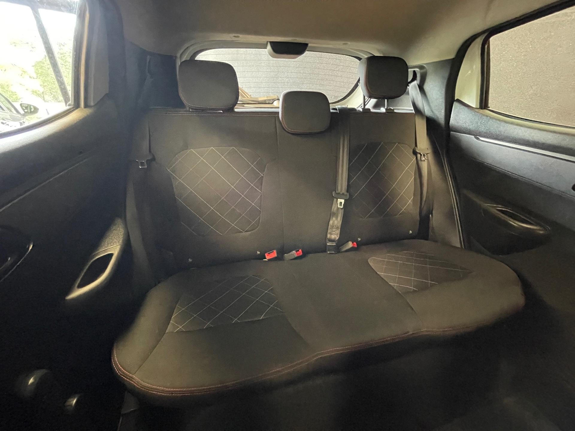 Foto 10 de Renault Kwid ZEN 2 2024