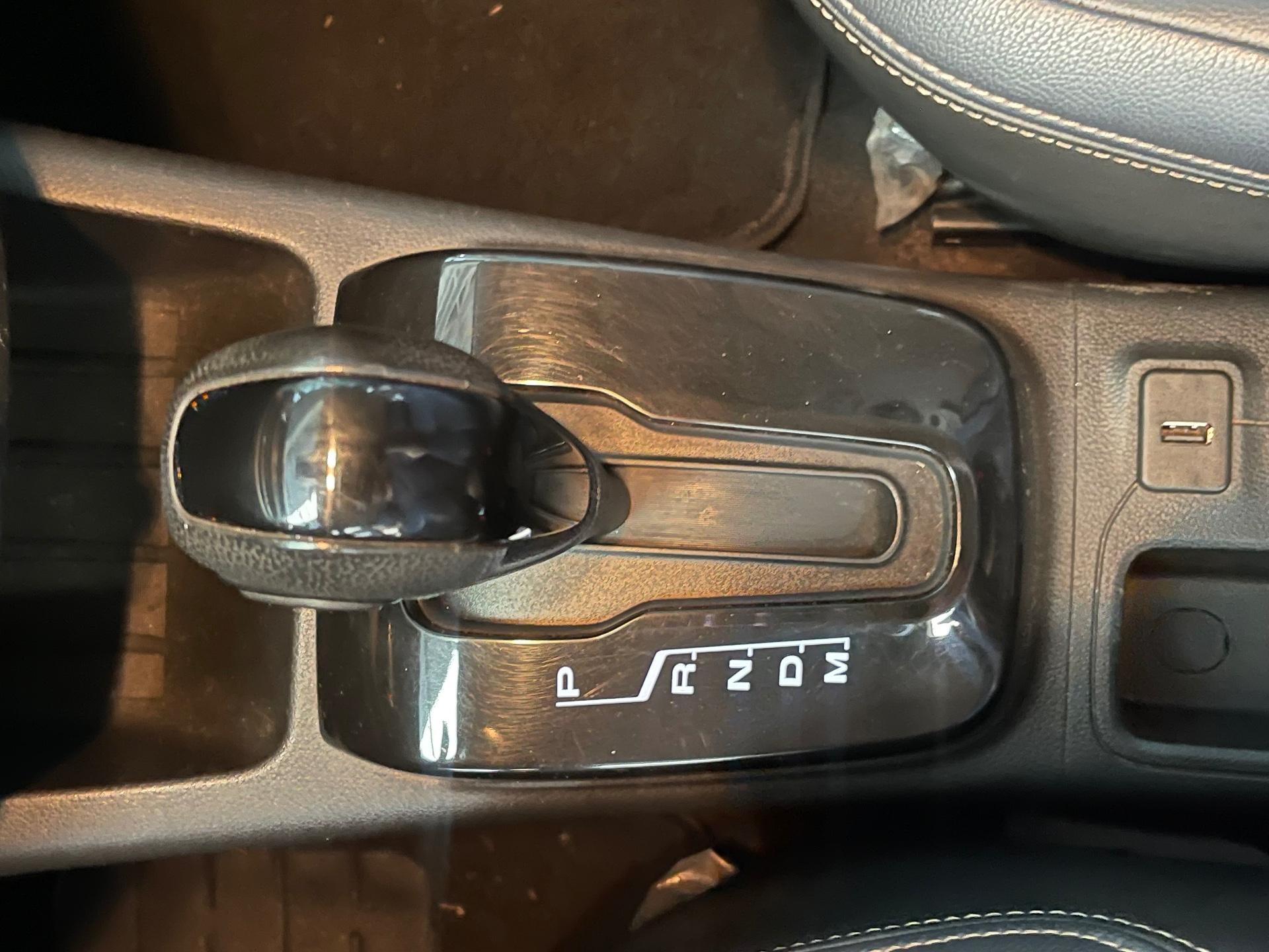 Foto 7 de Chevrolet Spin HEV/ 18L AT PREMIER 2023