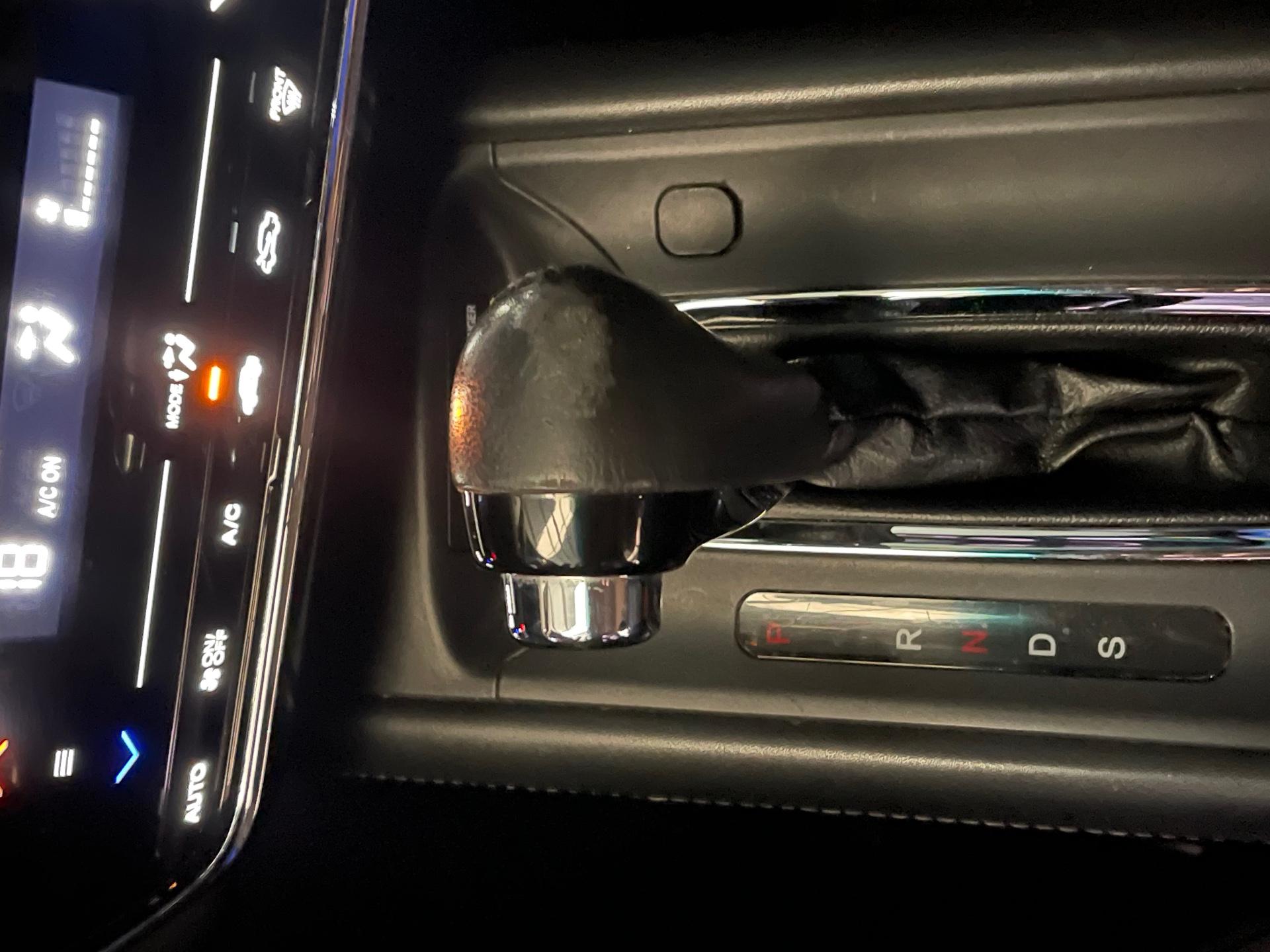 Foto 7 de Honda HR-V TOURING 2017