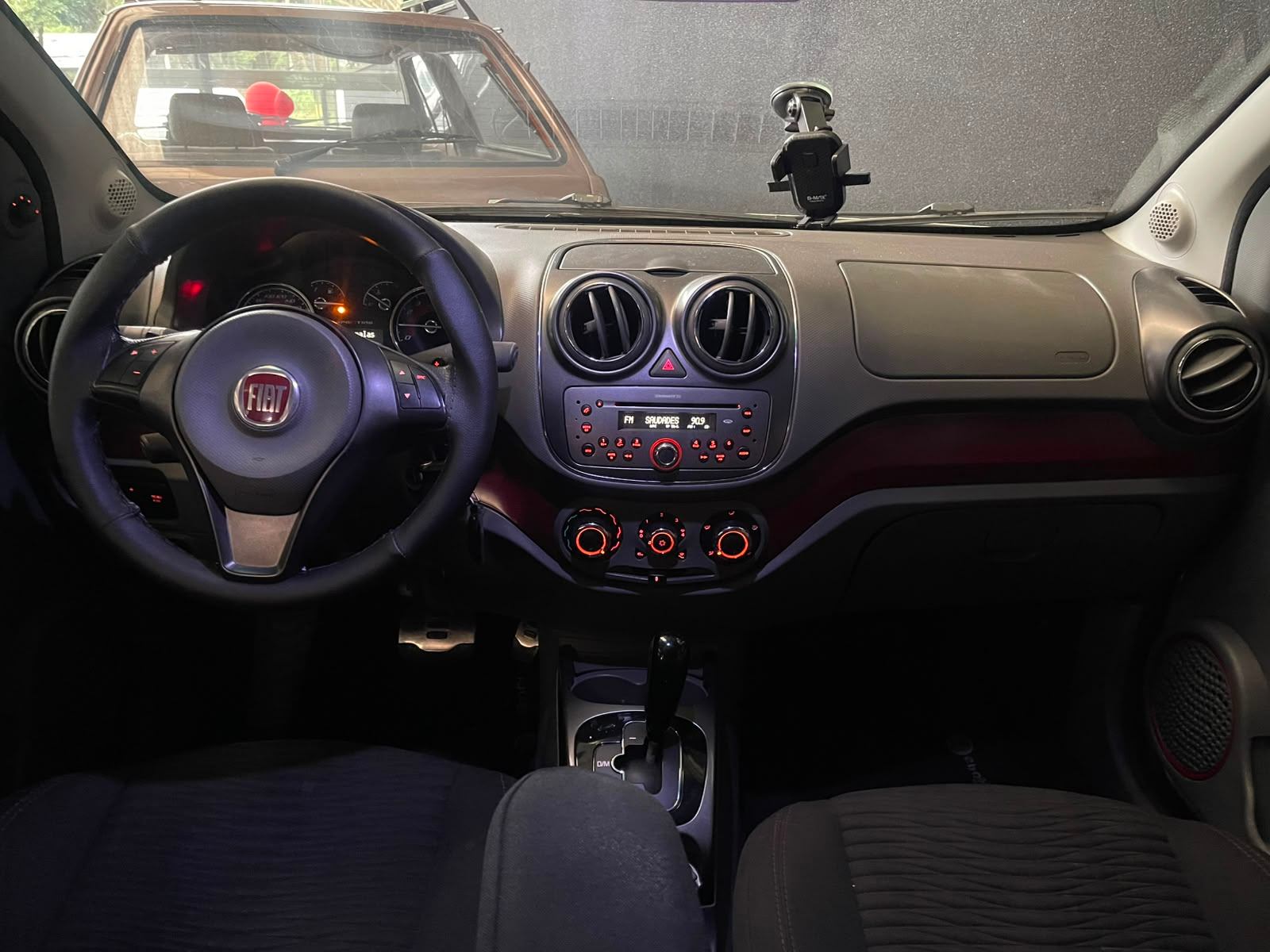 Foto 4 de Fiat Palio SPORTING 1.6 2015