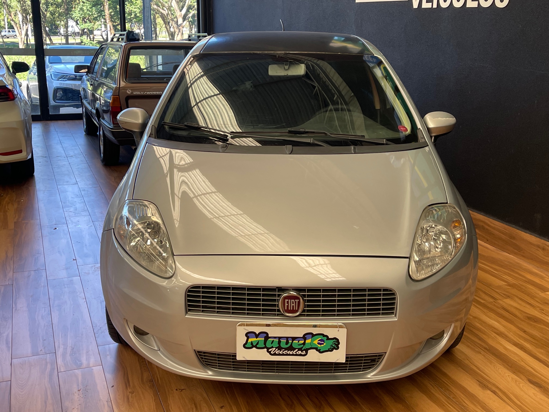 Foto 2 de Fiat Punto ELX 1.4 2009