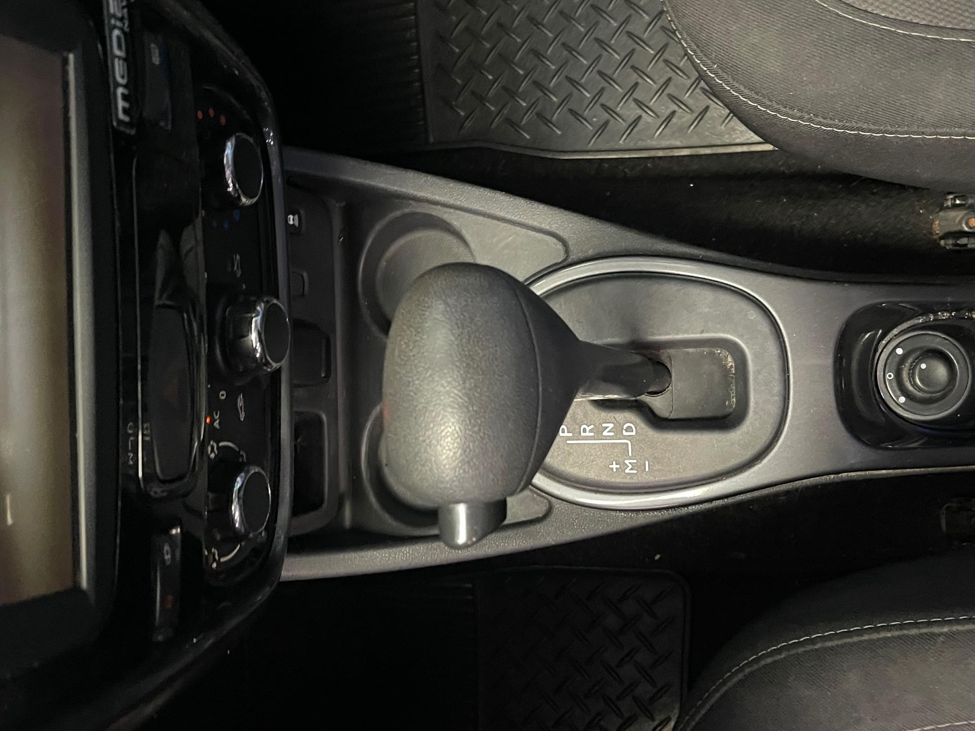 Foto 7 de Renault Duster 20 D 4X2A 2013