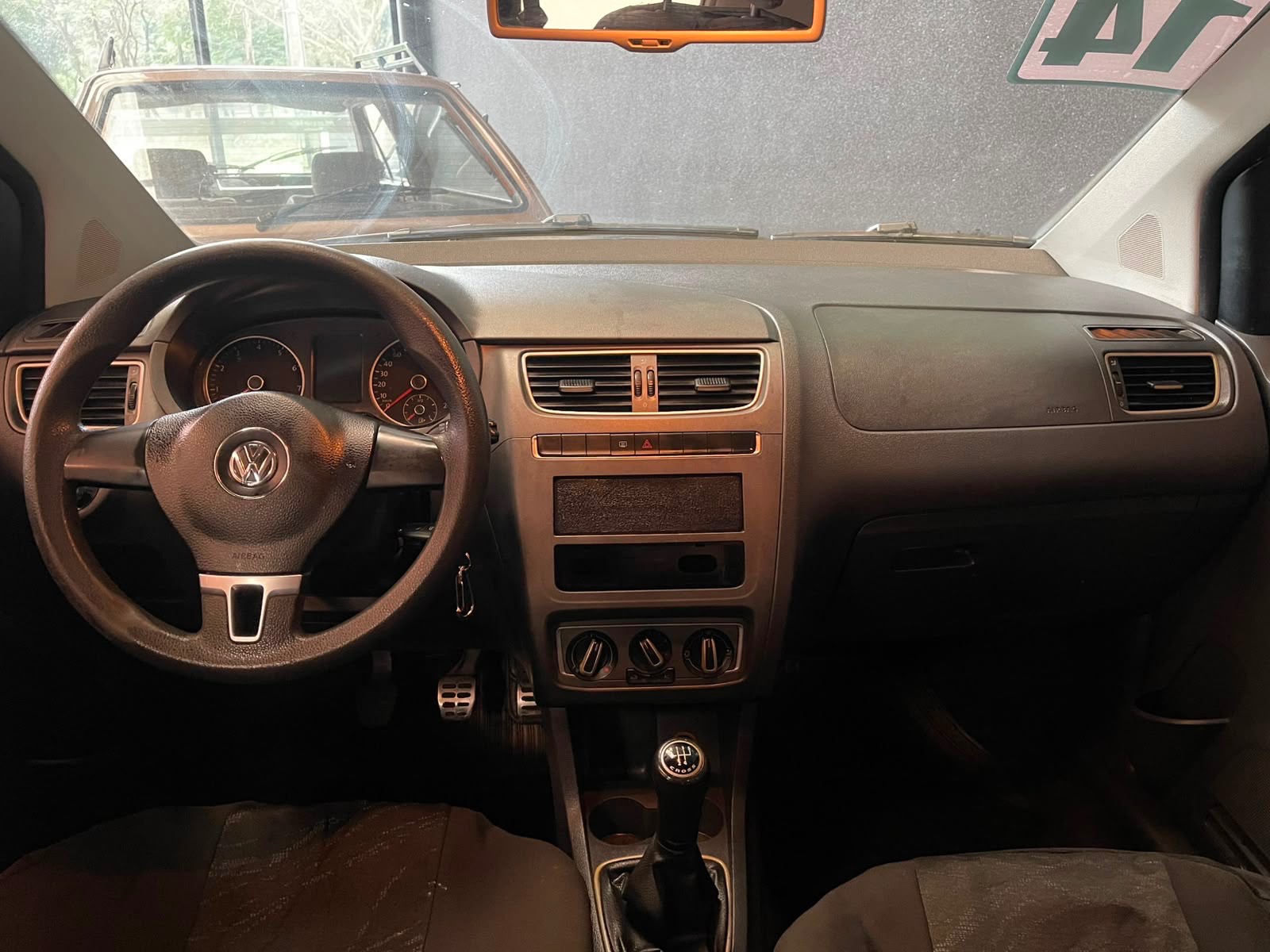 Foto 4 de Volkswagen Space Cross I/VW GII 2014