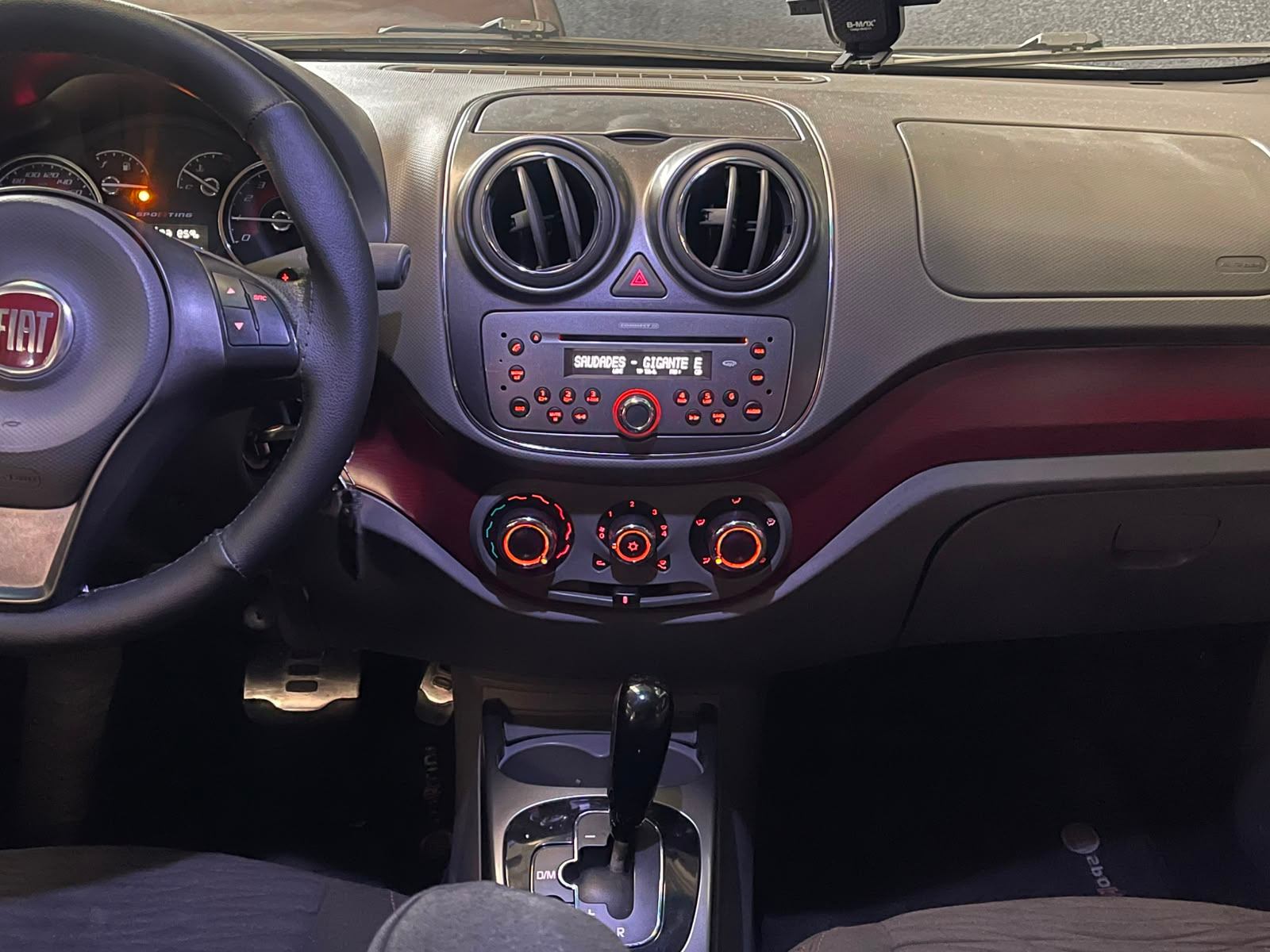 Foto 6 de Fiat Palio SPORTING 1.6 2015