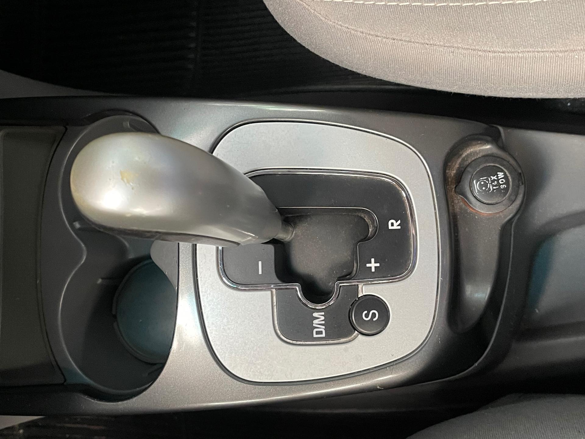 Foto 7 de Fiat Palio ESSENCE 1.6 2014