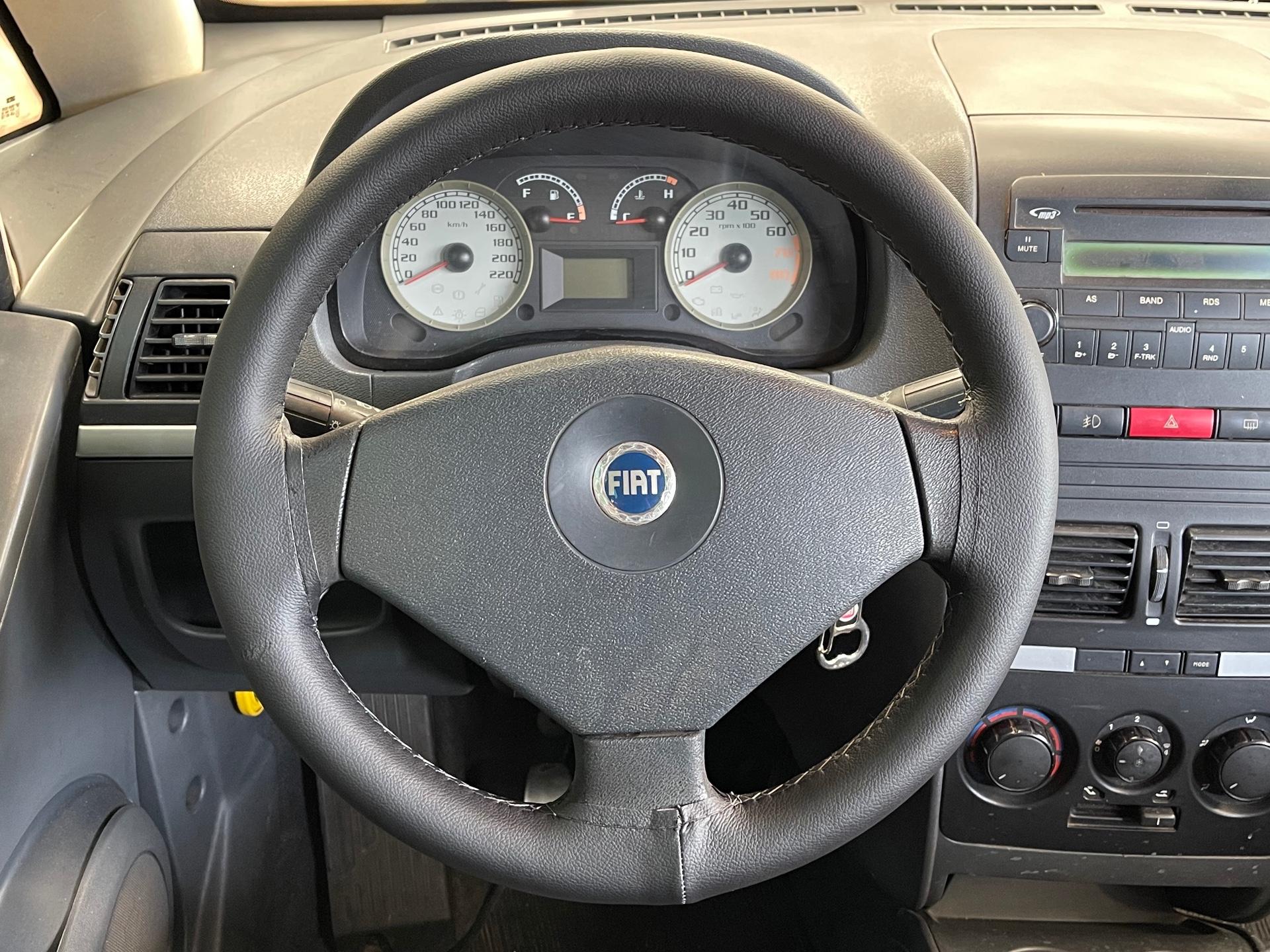 Foto 5 de Fiat Idea ELX FLEX 2008