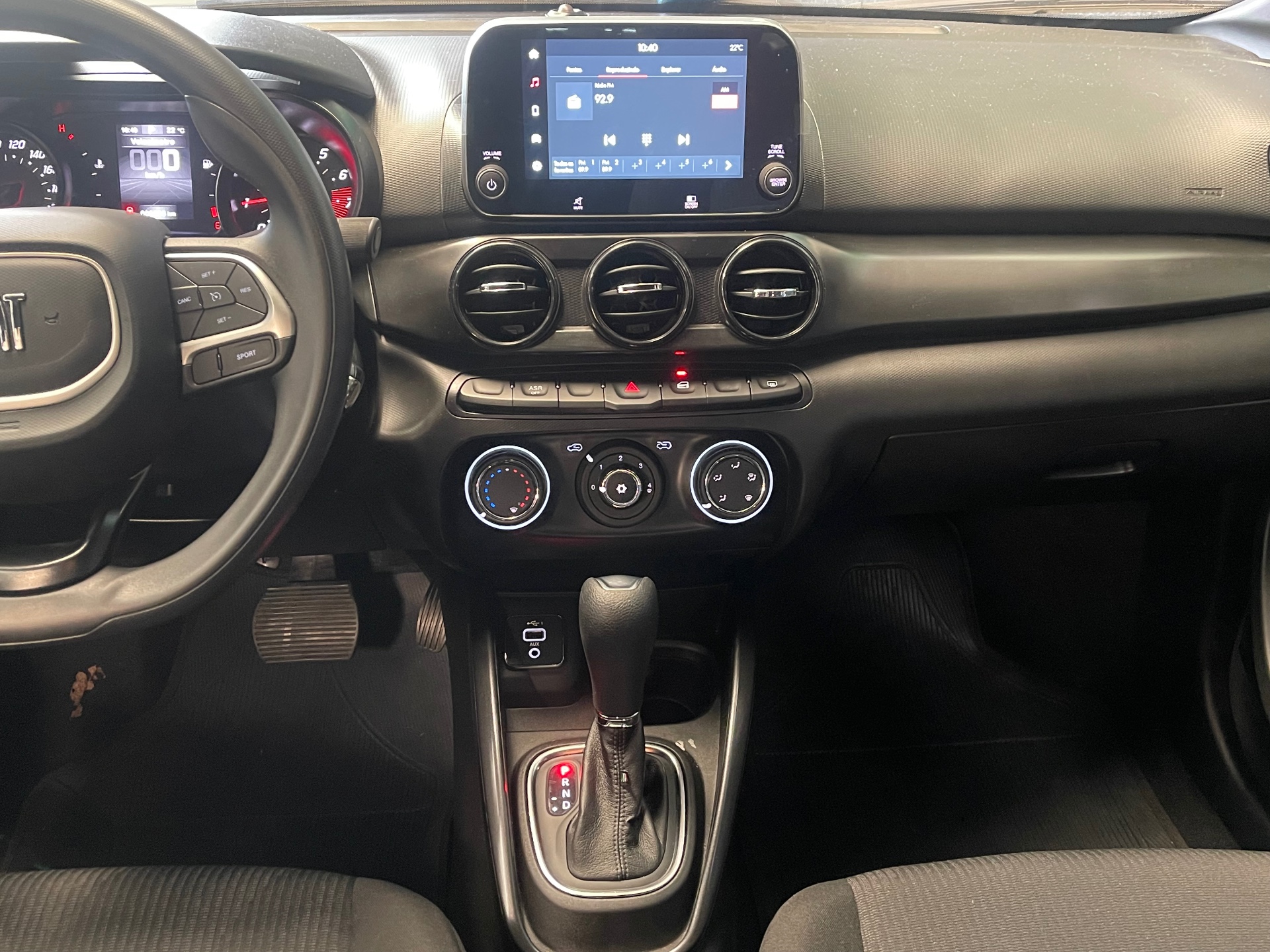 Foto 4 de Fiat Cronos / DRIVE1.3AT 2026