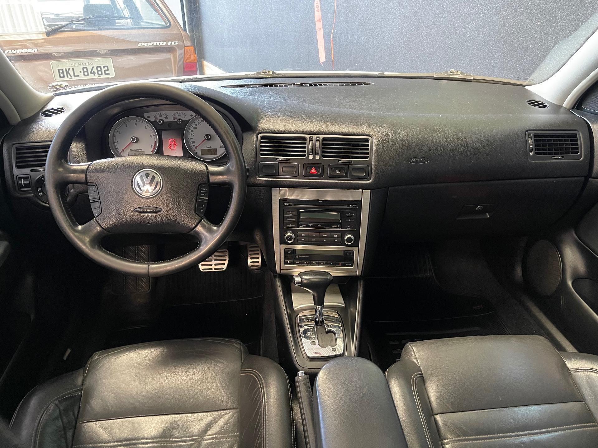 Foto 4 de Volkswagen Golf W/ 2.0 SPORTLINE 2013