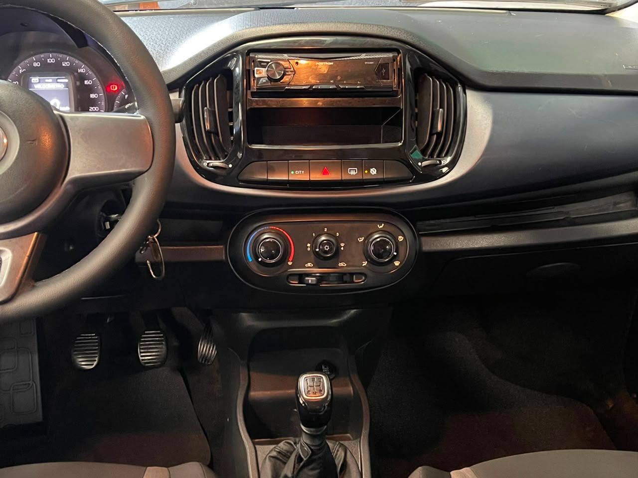 Foto 6 de Fiat Uno WAY 1.3 E 2018