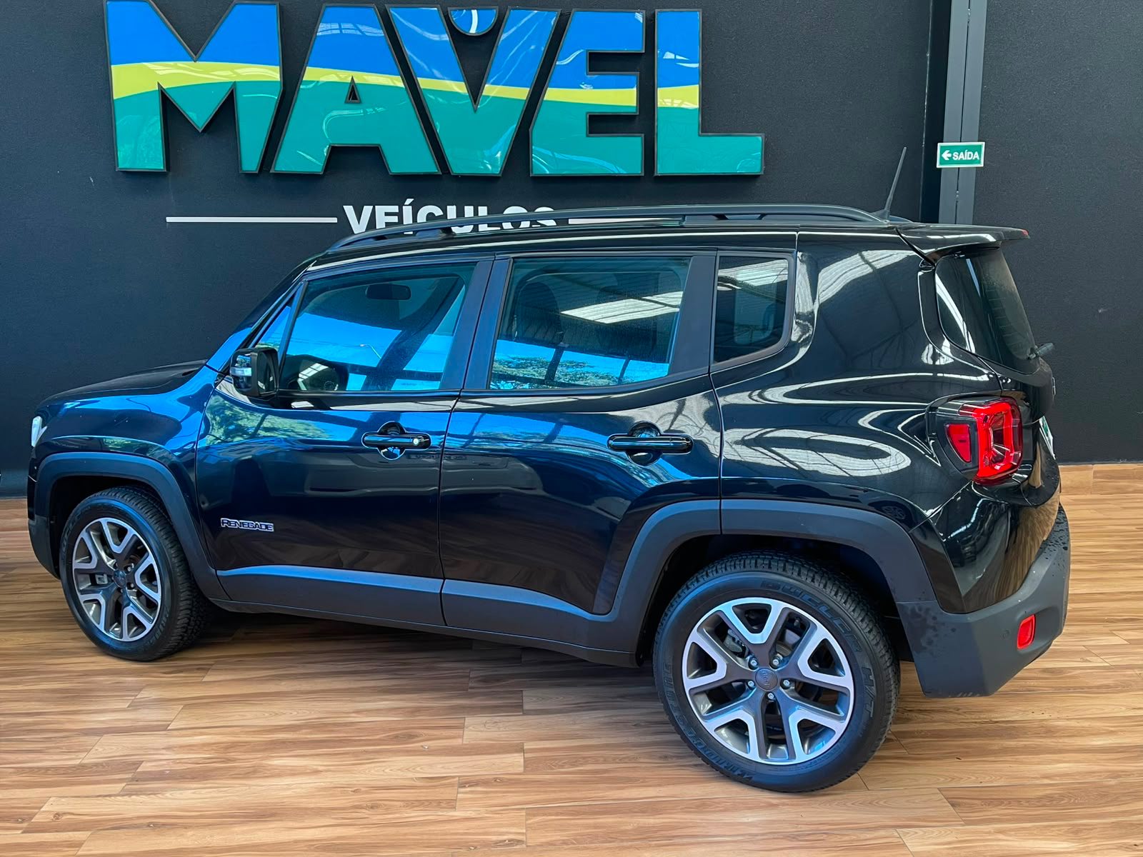 Foto 10 de Jeep Renegade LNGTD AT 2021