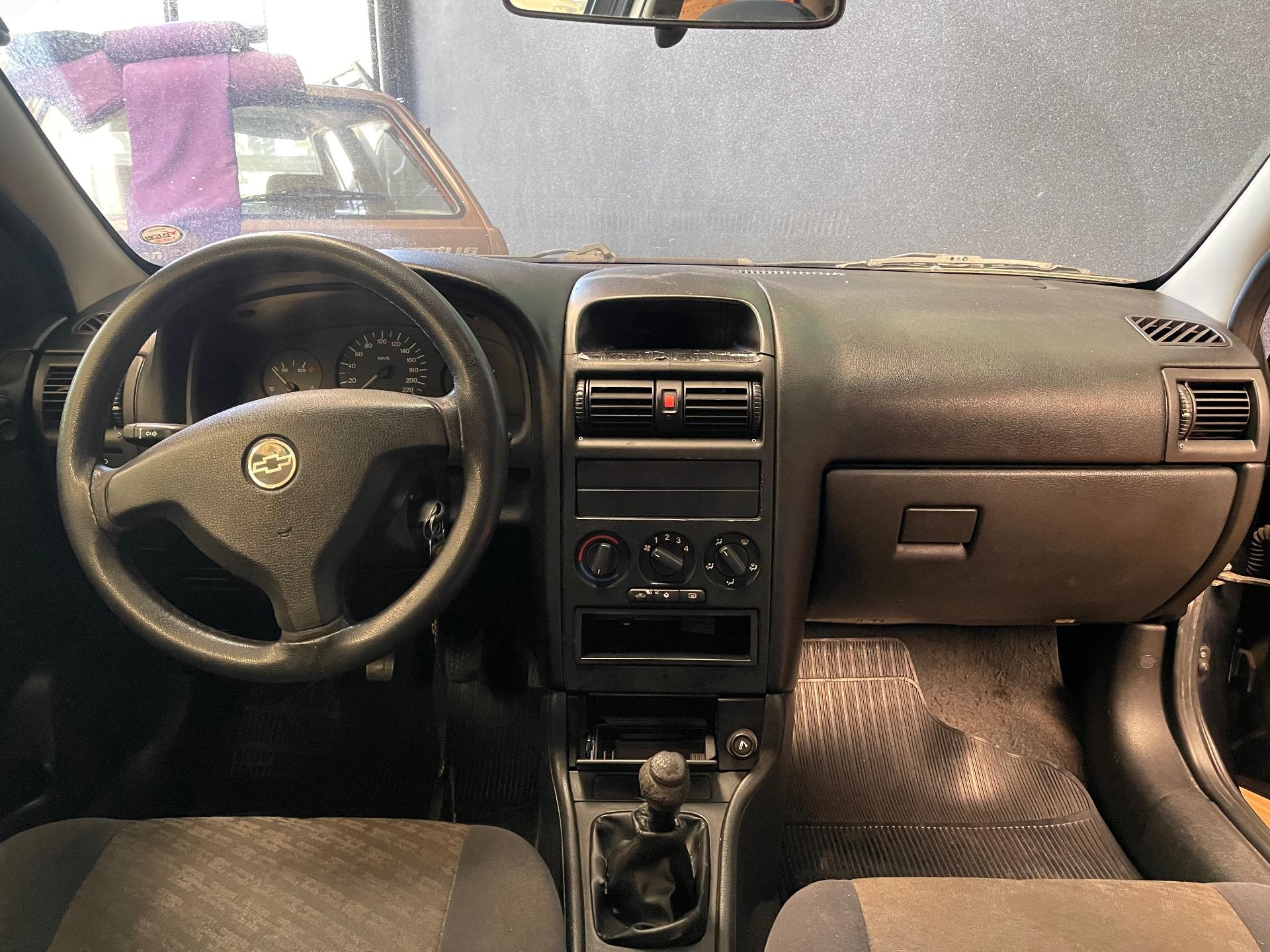 Foto 4 de Chevrolet Astra GL 2000