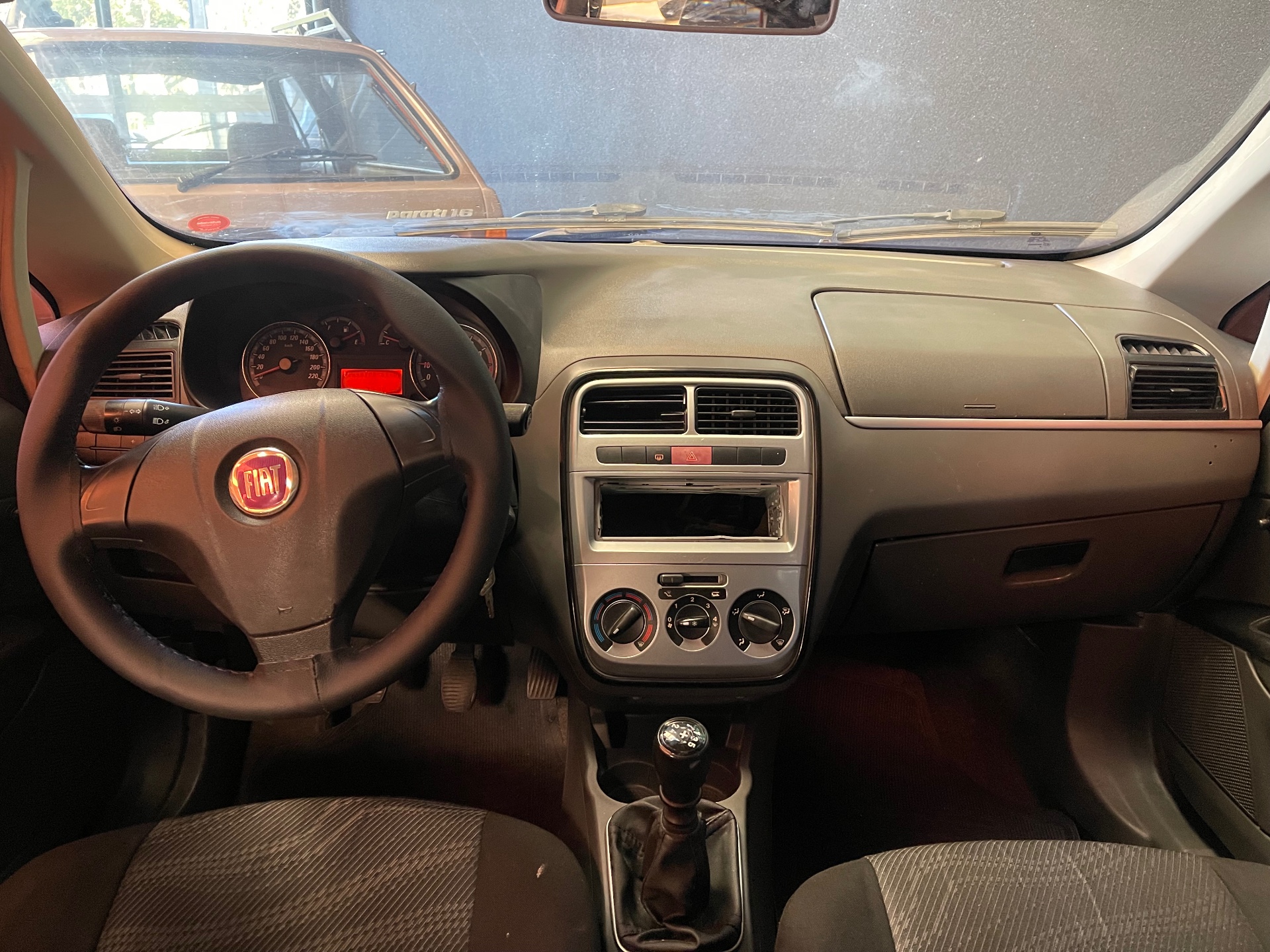 Foto 4 de Fiat Punto ELX 1.4 2009