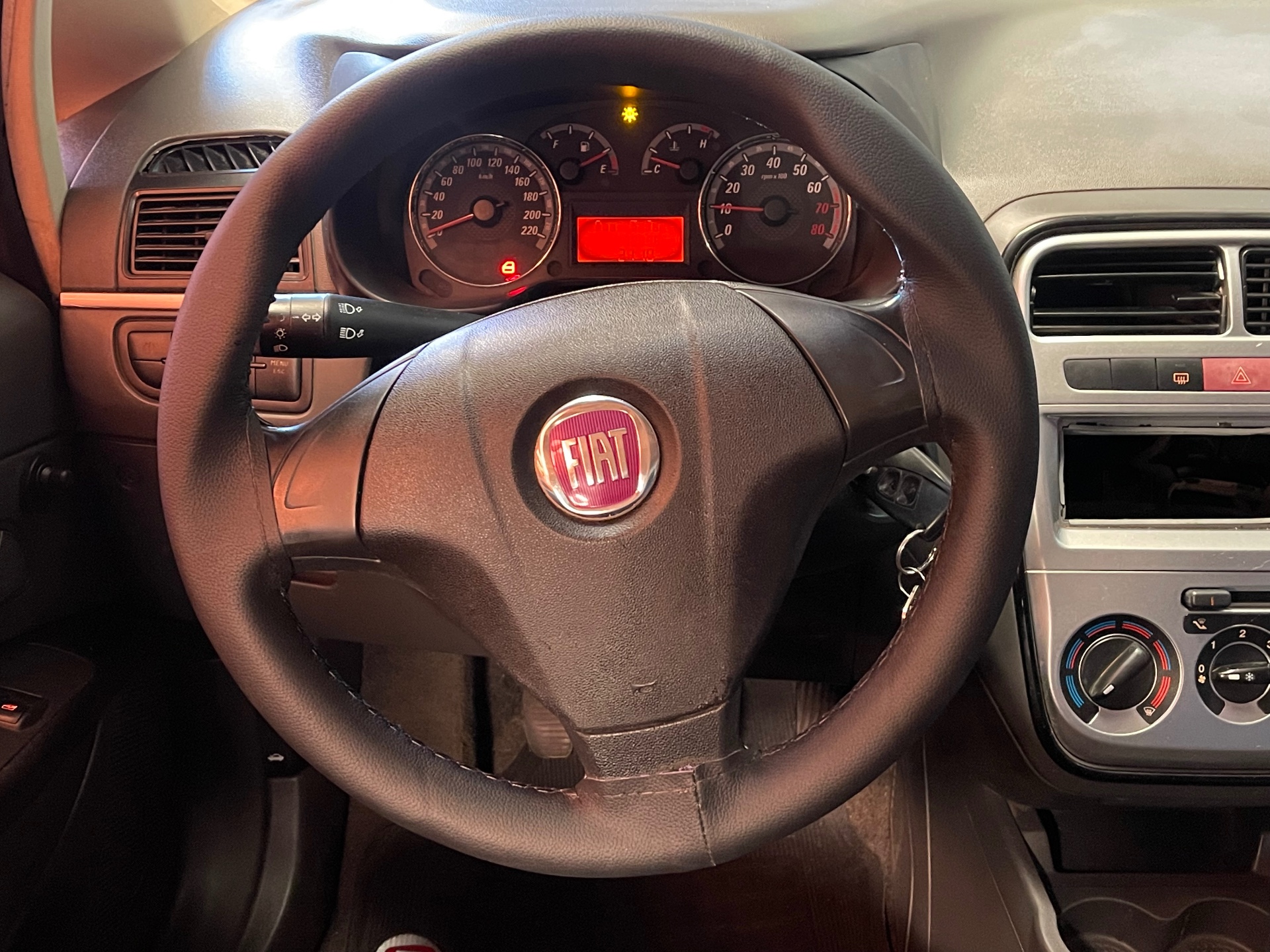 Foto 5 de Fiat Punto ELX 1.4 2009