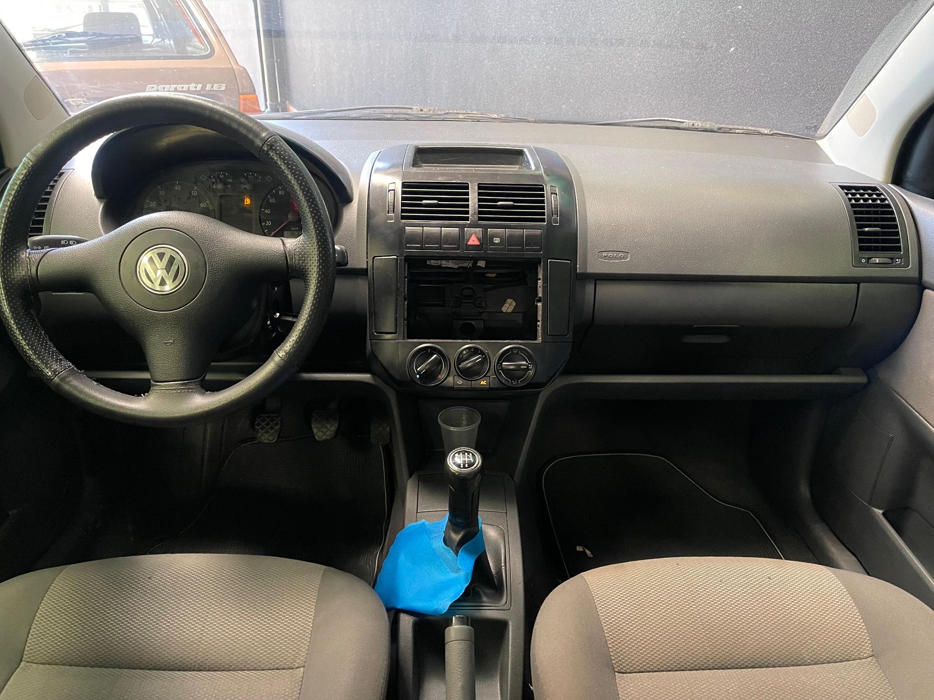Foto 4 de Volkswagen Polo Sedan W/ 1.6 2008