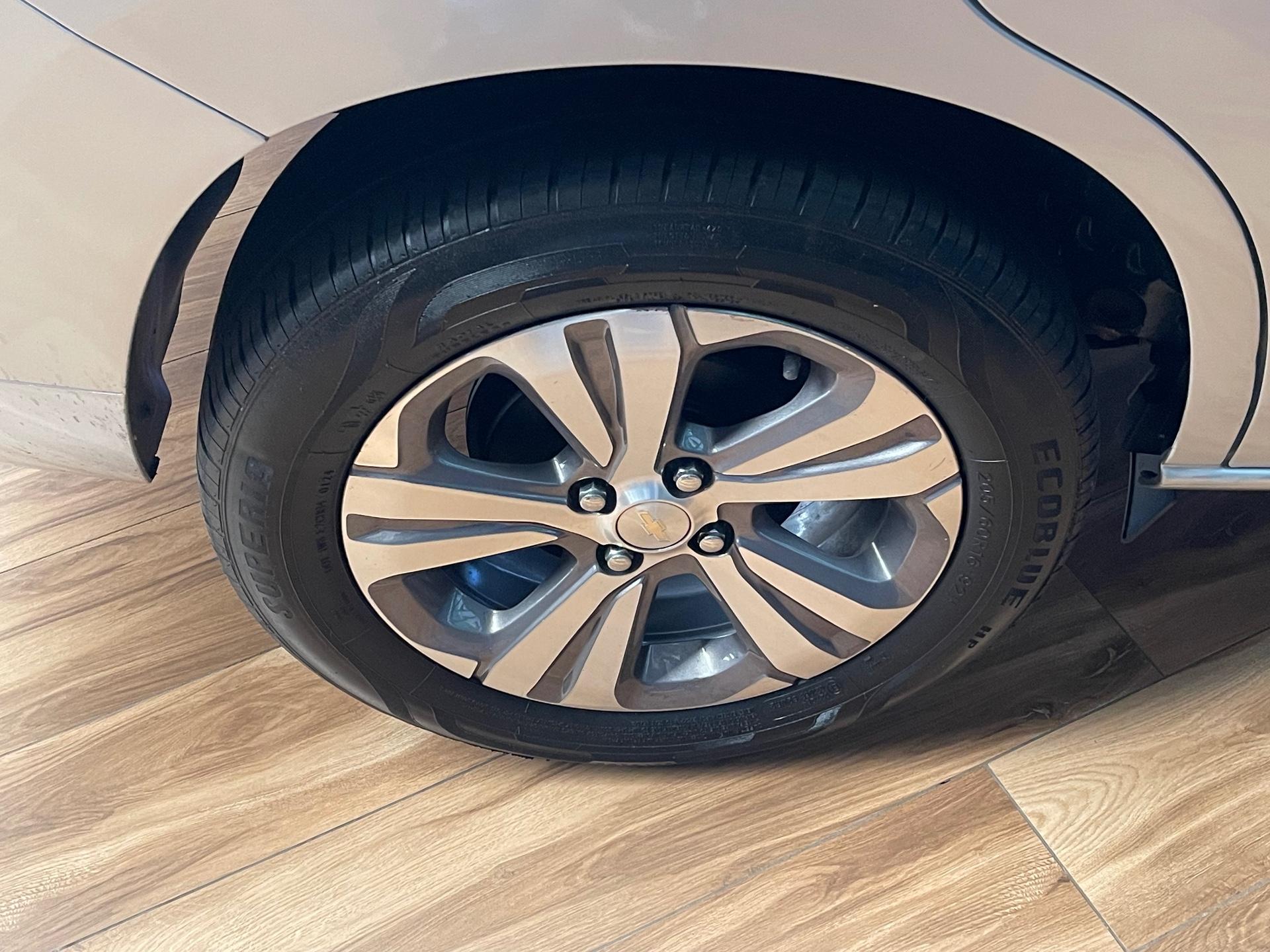 Foto 14 de Chevrolet Spin HEV/ 18L AT PREMIER 2023