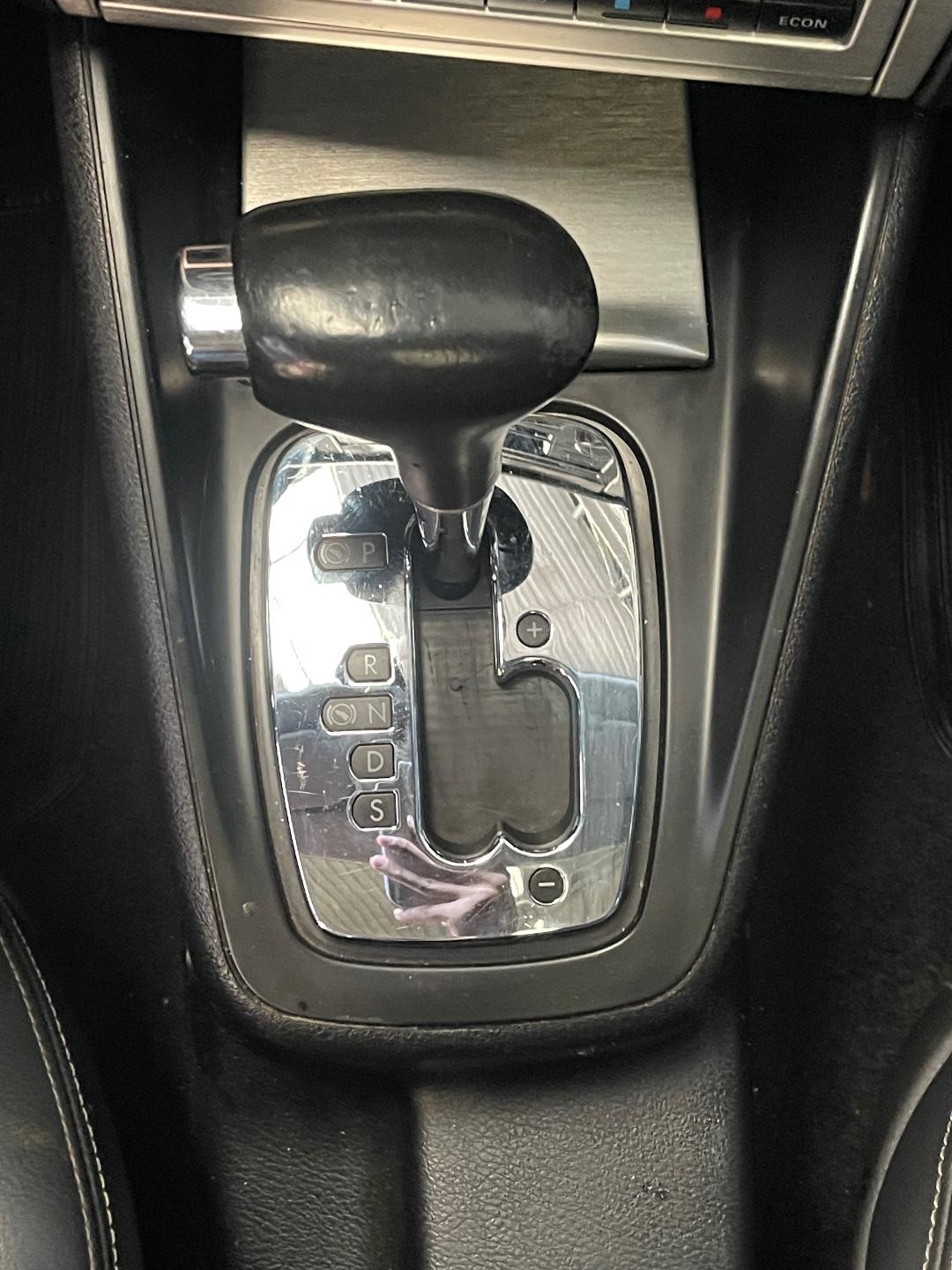 Foto 7 de Volkswagen Golf W/ 2.0 SPORTLINE 2013