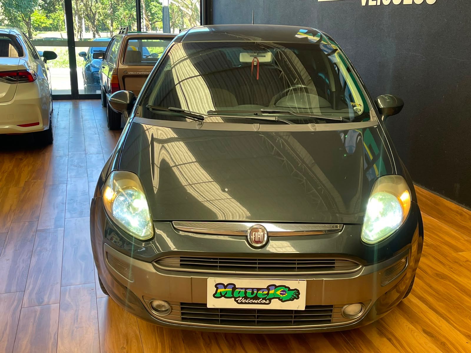 Foto 2 de Fiat Punto ESSENCE 1.6 2013