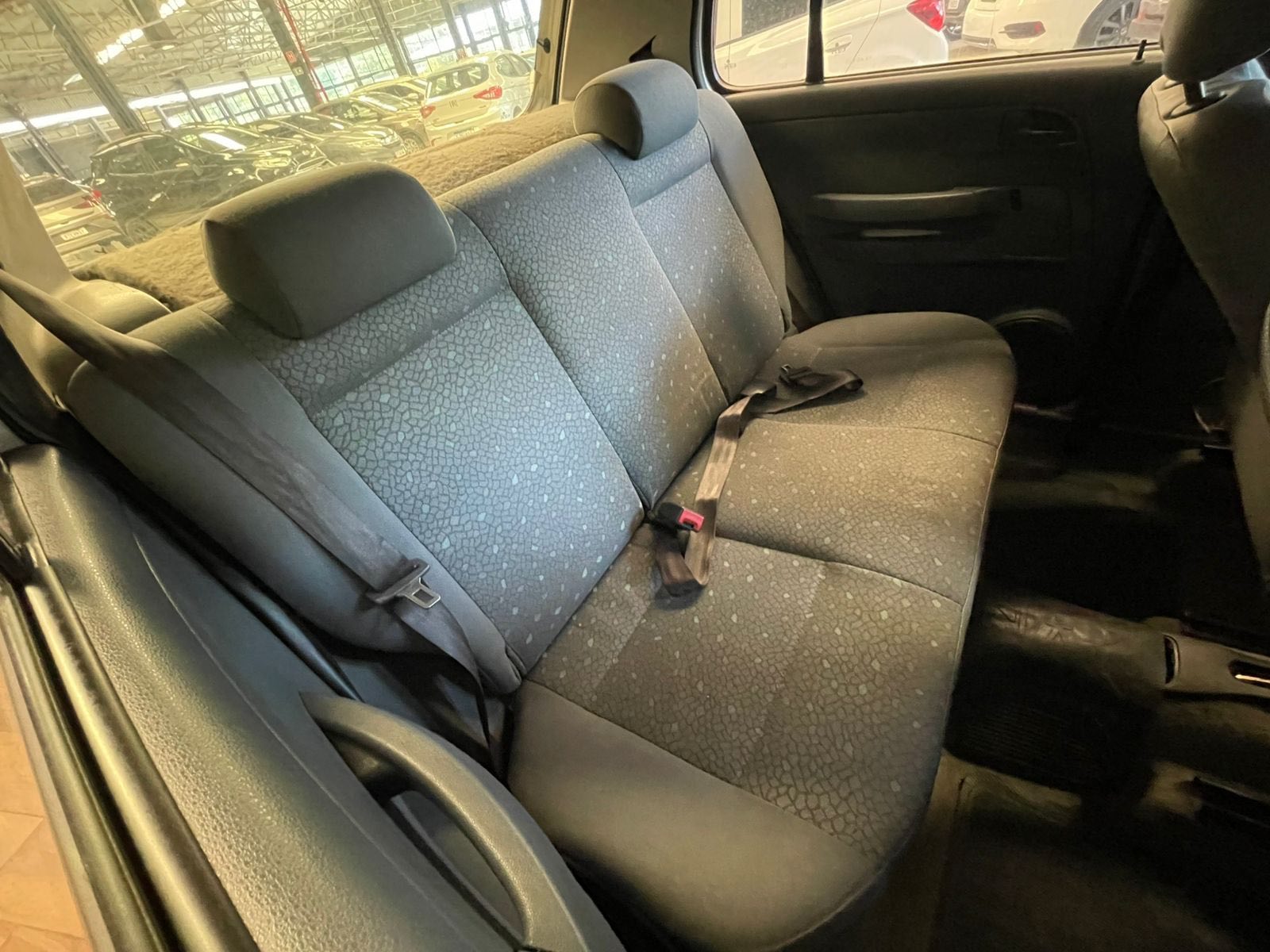 Foto 10 de Volkswagen Fox W/ 1.6 2005