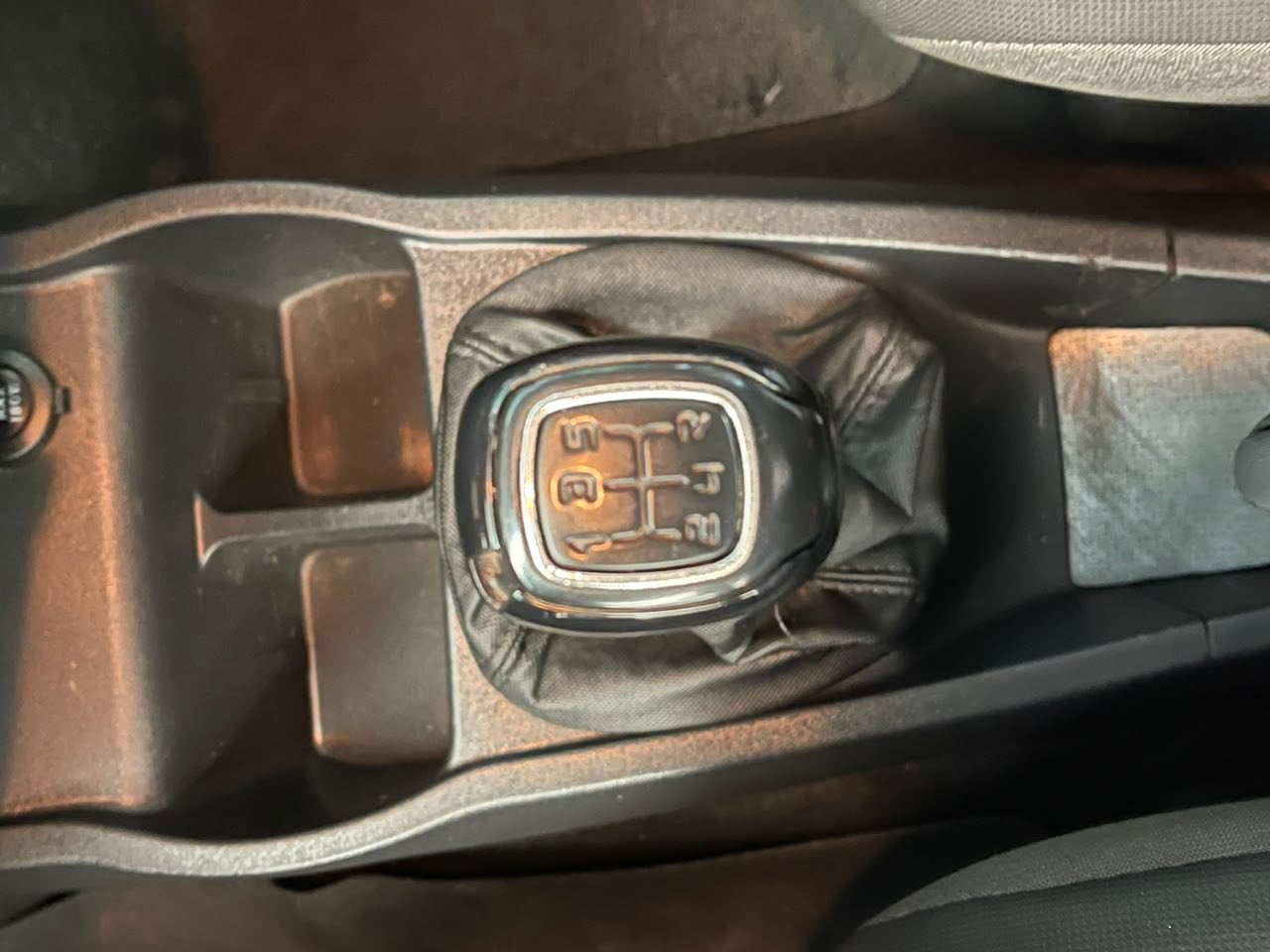 Foto 7 de Fiat Uno WAY 1.3 E 2018