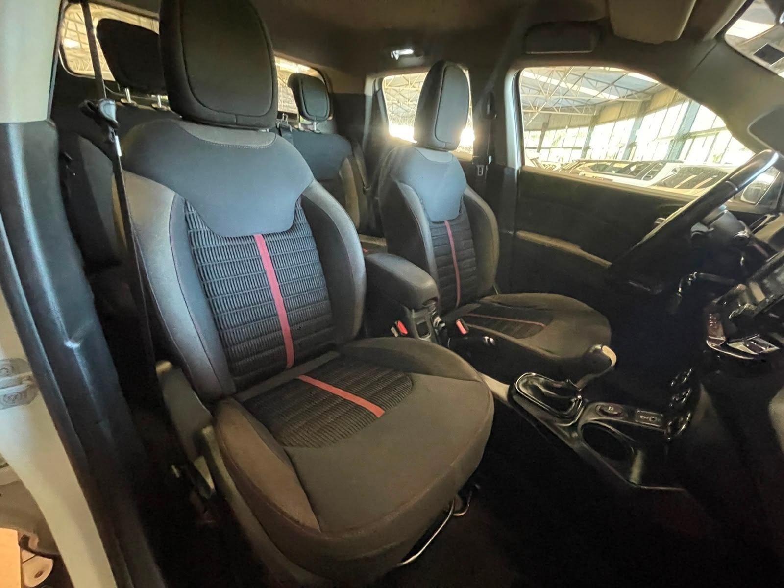 Foto 9 de Fiat Toro FREEDOM AT 2019