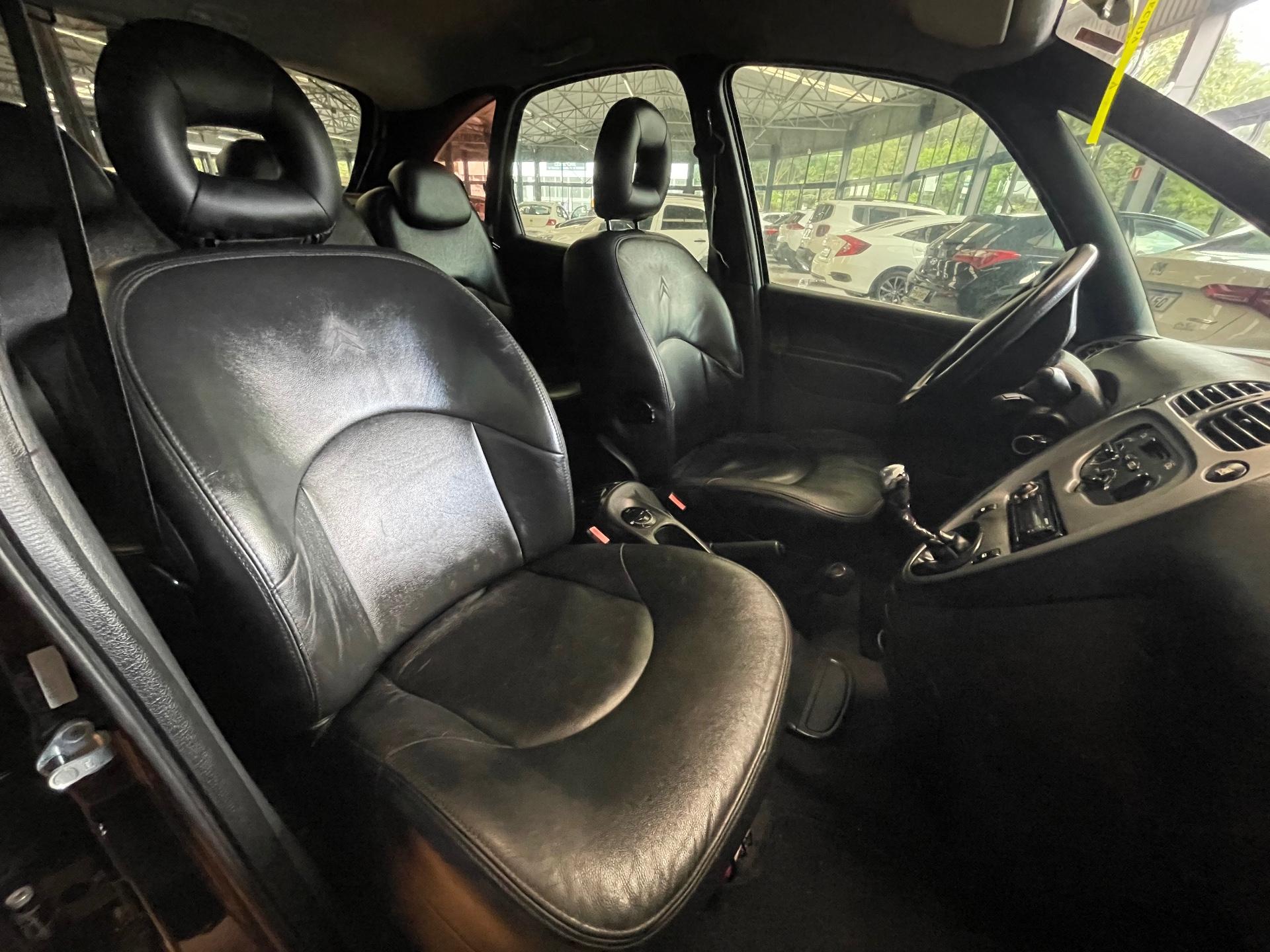 Foto 9 de Citroën C4 Picasso / II16GLXF 2011