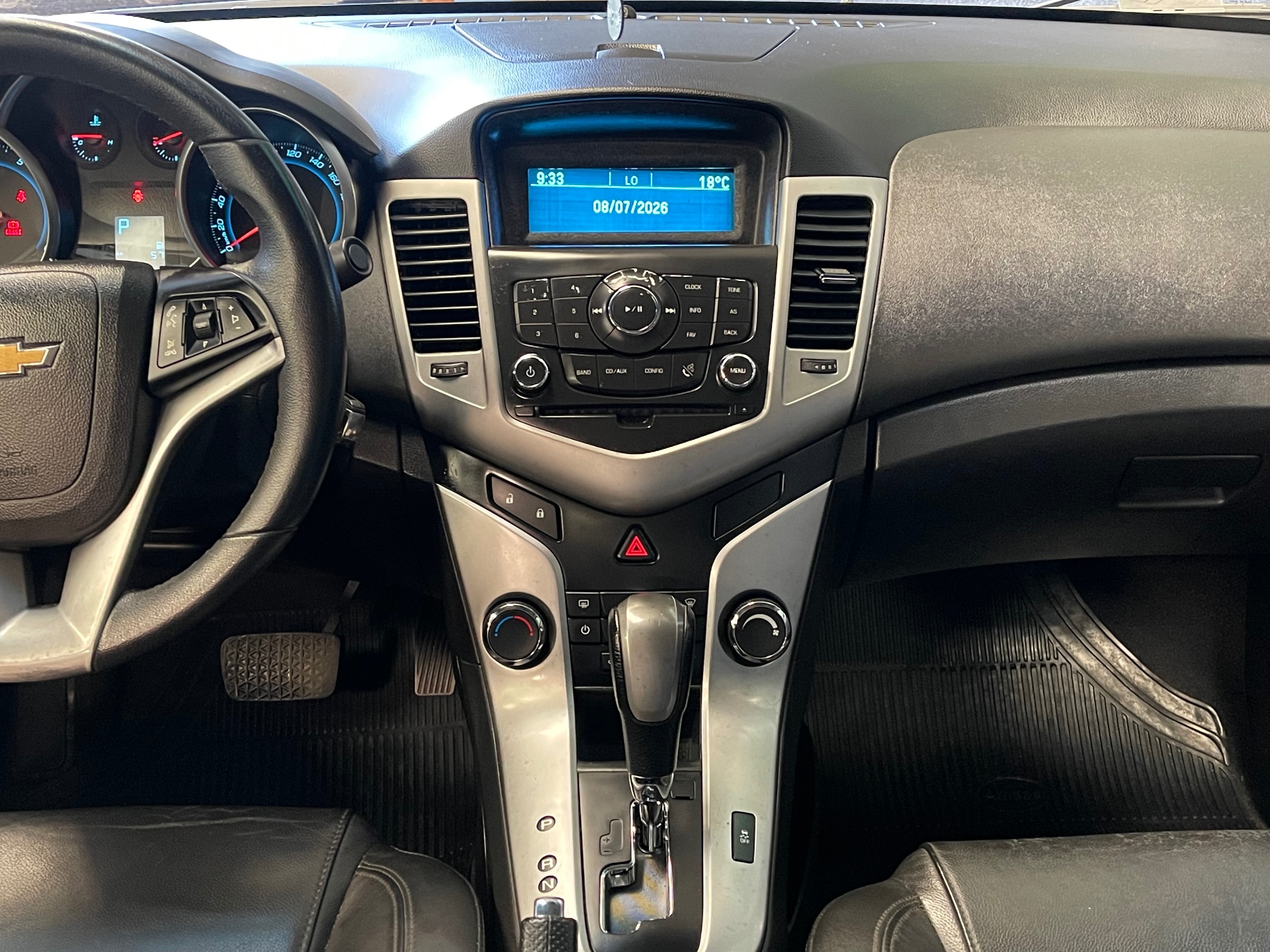 Foto 6 de Chevrolet Cruze LT NB 2014