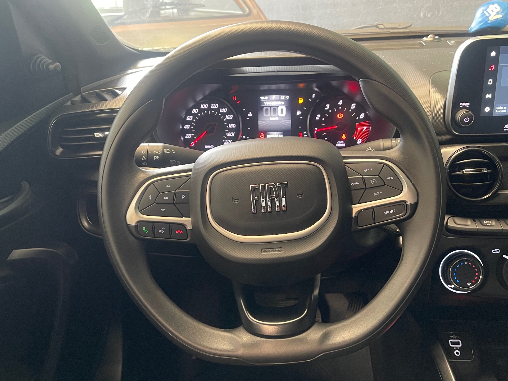 Foto 5 de Fiat Cronos / DRIVE1.3AT 2026