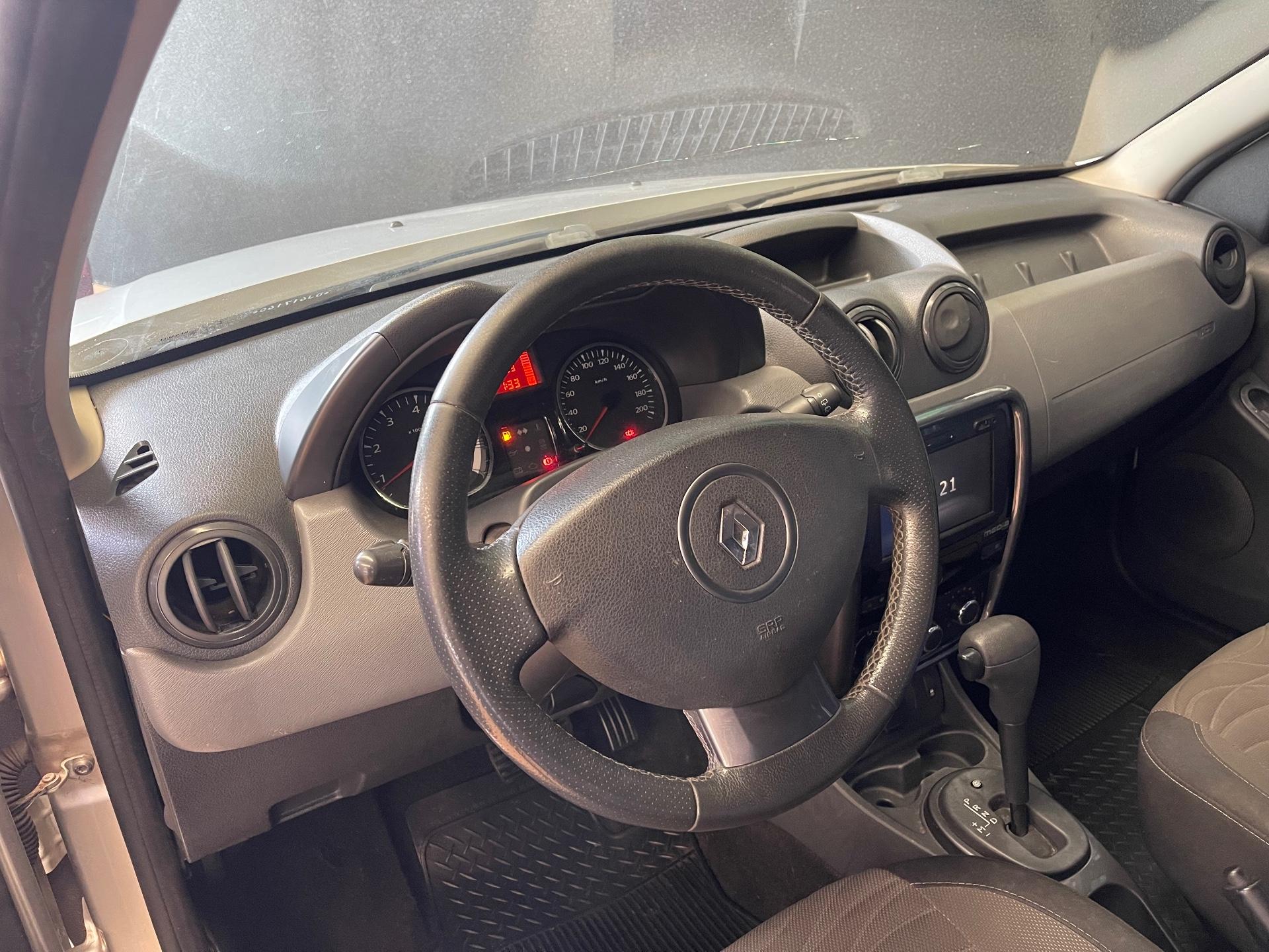 Foto 8 de Renault Duster 20 D 4X2A 2013