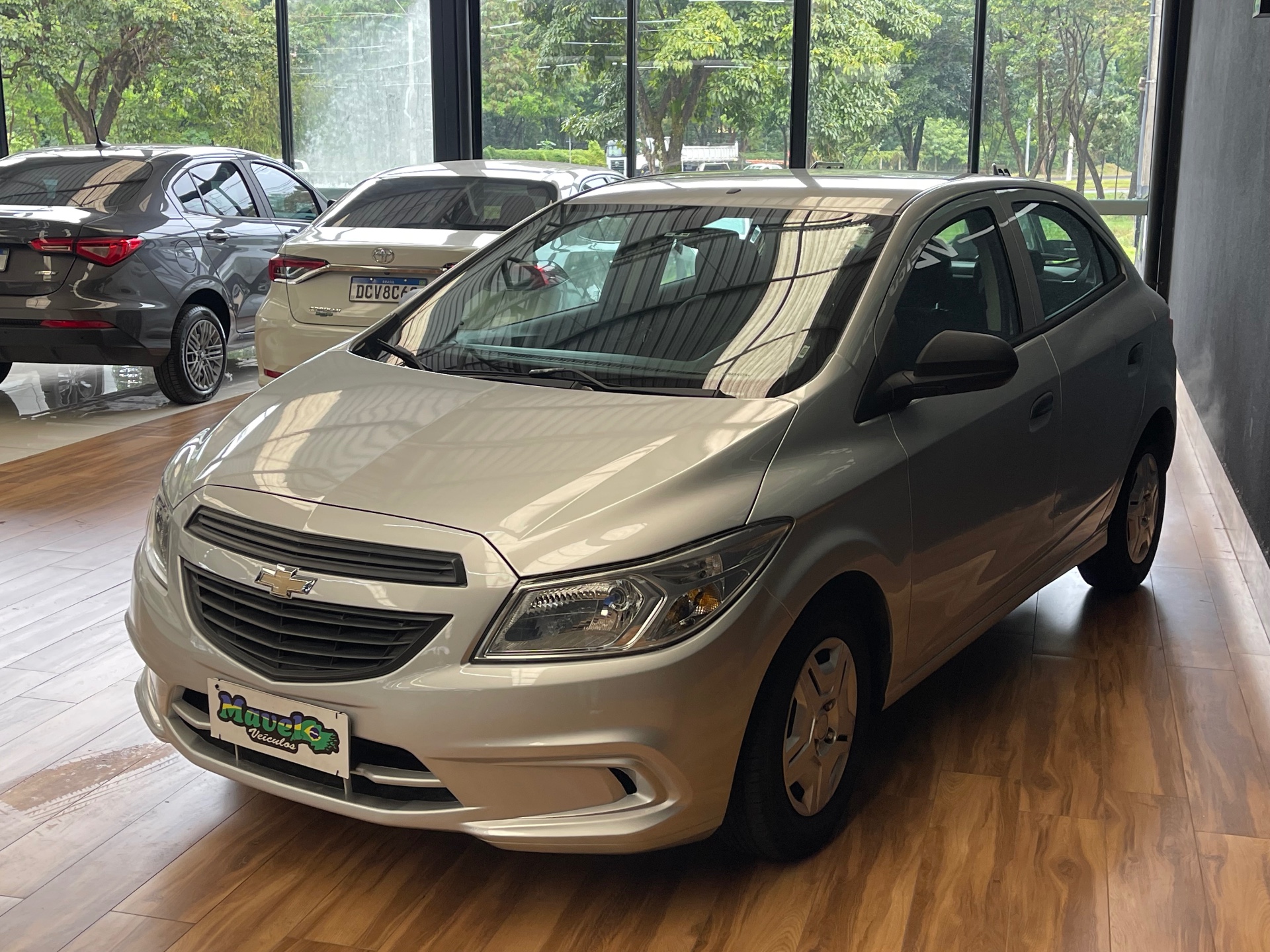 Foto 3 de Chevrolet Onix 10MT JOYE 2018